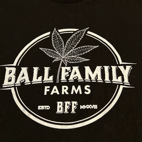 Cannabis Shirt - Picture 2 of 2